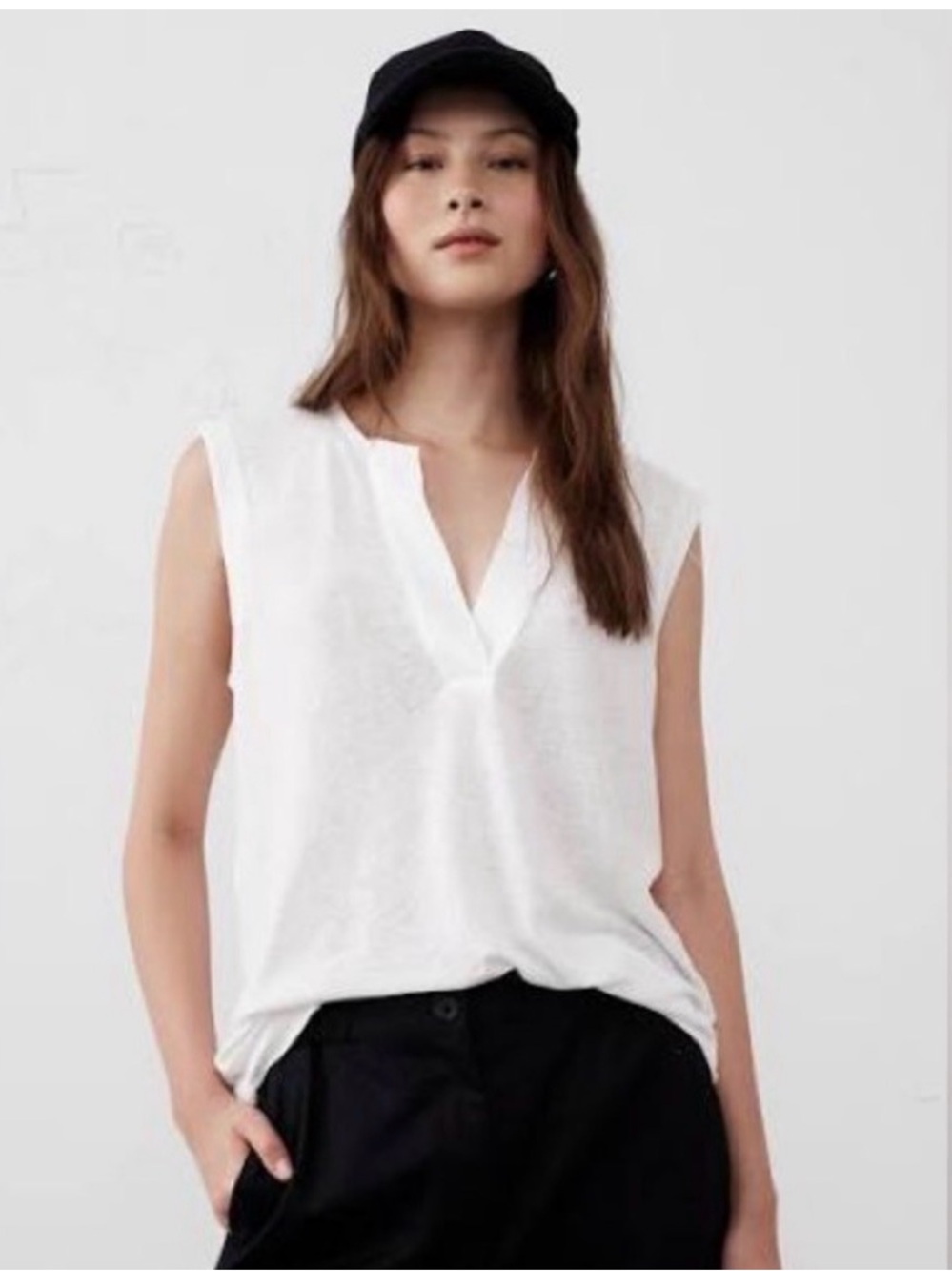 Banana Republic White Sleeveless Split V-Neck Tank